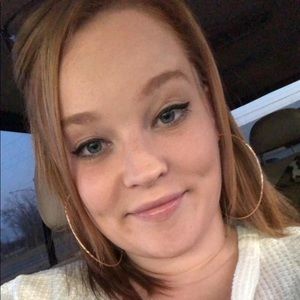 Meet your Posher, Breanna